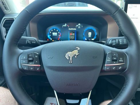 New 2025 Ford Bronco Sport Outer Banks image 18