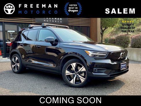 Used 2022 Volvo XC40 P8 Recharge Plus AWD/4WD image 1