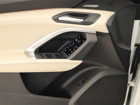 New 2025 Audi Q5 Premium Plus image 22