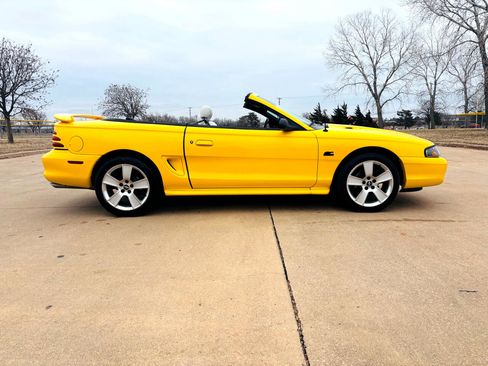 Used 1995 Ford Mustang GT image 30