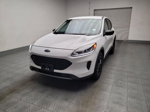 Used 2020 Ford Escape SE Sport FWD image 15