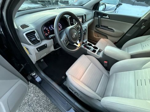 Used 2019 Kia Sportage LX w/ LX Popular Package image 7