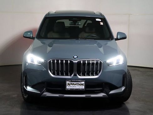 Used 2025 BMW X1 xDrive28i w/ Technology Package image 9