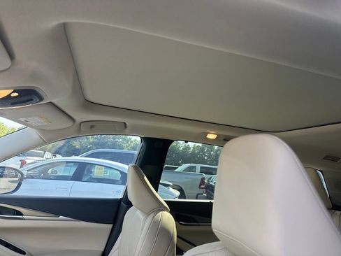 Used 2023 INFINITI QX60 Luxe w/ Performance Audio Package FWD image 4