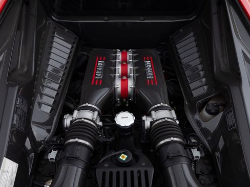 Used 2014 Ferrari 458 Speciale Coupe RWD image 37