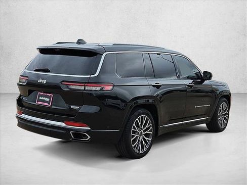 Used 2021 Jeep Grand Cherokee L Summit AWD/4WD image 5