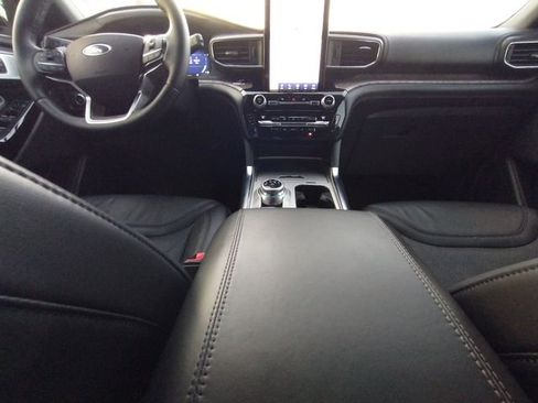 Used 2021 Ford Explorer Platinum w/ Equipment Group 601A image 76