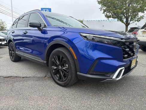 Used 2025 Honda CR-V Sport Touring image 2