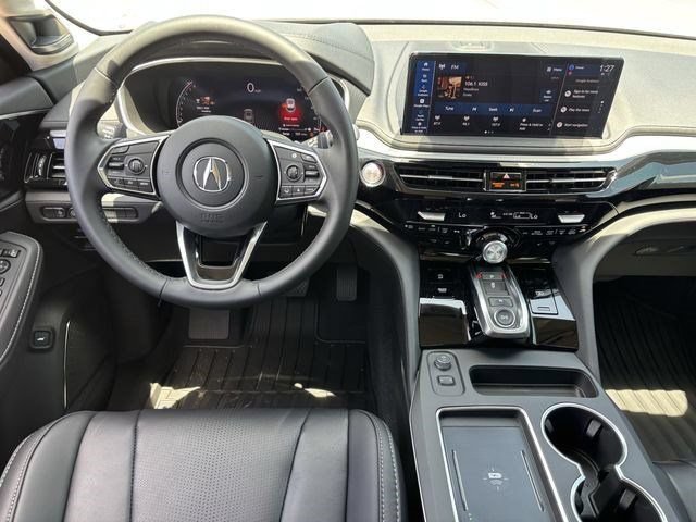 Used 2026 Acura MDX w/ Technology Package AWD/4WD image 11