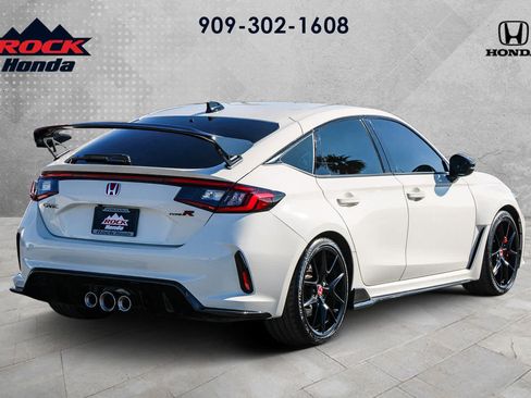 Used 2023 Honda Civic Type R image 4