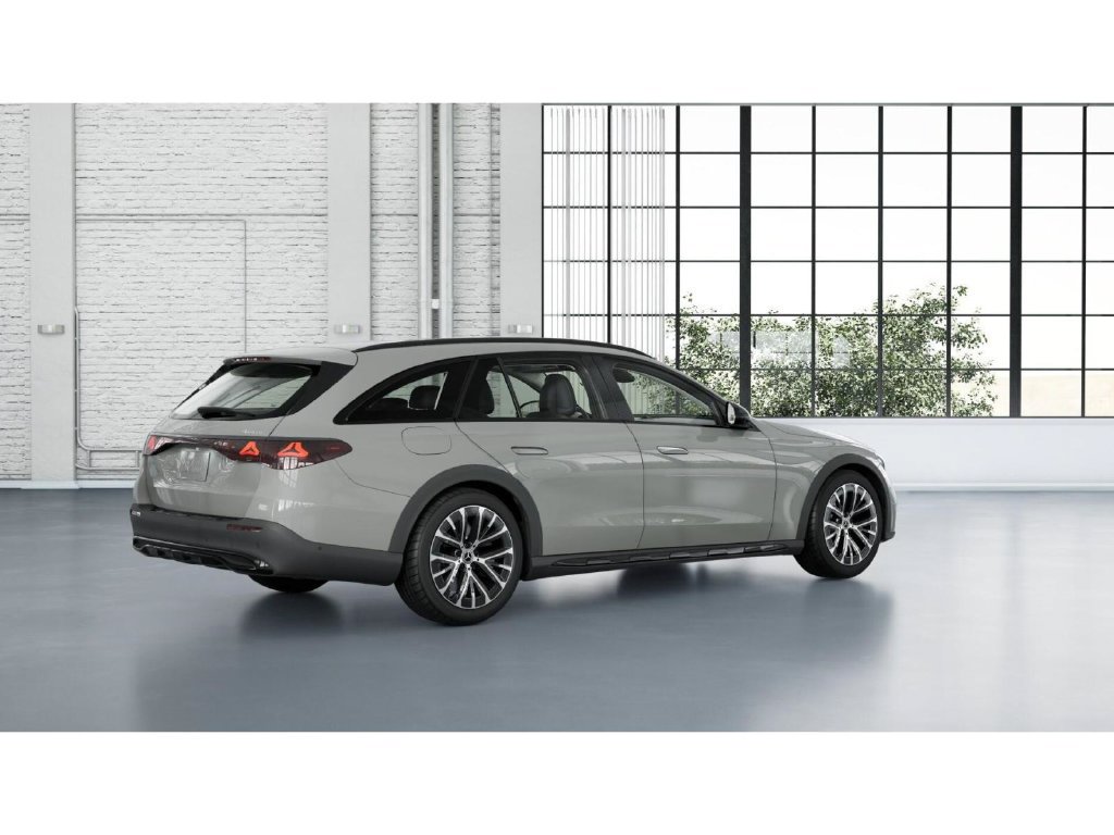 Certified 2025 Mercedes-Benz E 450 4MATIC All-Terrain Wagon image 20