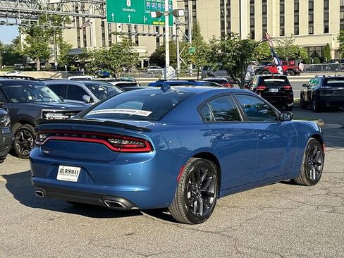 Used 2023 Dodge Charger SXT w/ Plus Group RWD image 3