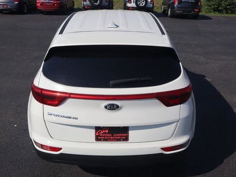 Used 2017 Kia Sportage LX FWD image 8