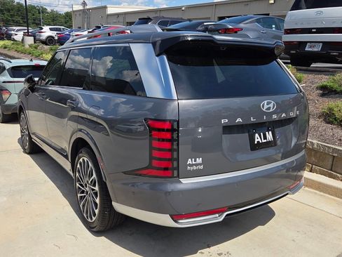 Used 2026 Hyundai Palisade Calligraphy AWD/4WD image 3