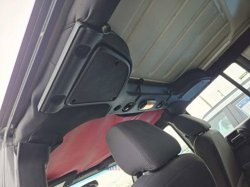 Used 2017 Jeep Wrangler Unlimited Sport image 10