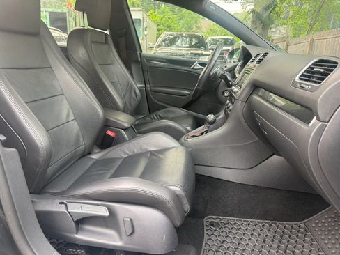 Used 2013 Volkswagen GTI Driver's Edition FWD image 10