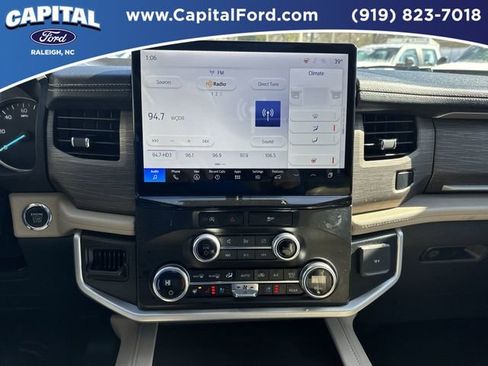 Certified 2024 Ford Expedition Limited image 26