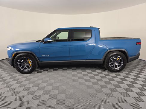 Used 2022 Rivian R1T Launch Edition image 2