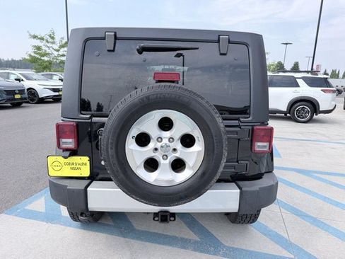 Used 2013 Jeep Wrangler Unlimited Sahara w/ Trailer Tow Group AWD/4WD image 8