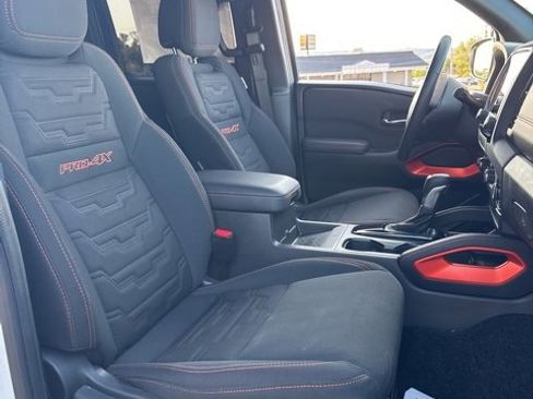 Certified 2023 Nissan Frontier PRO-4X w/ Pro Convenience Package image 14