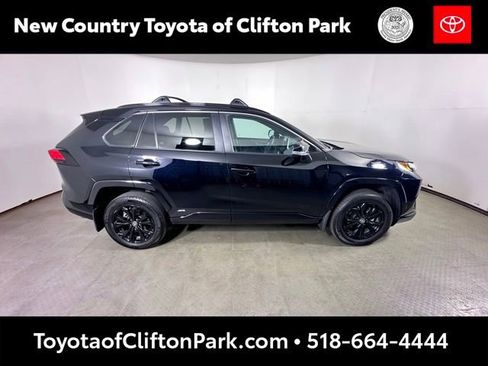 Used 2023 Toyota RAV4 SE w/ Convenience Package AWD/4WD image 2