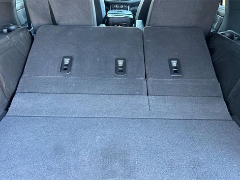 Used 2022 Chevrolet Tahoe High Country image 19