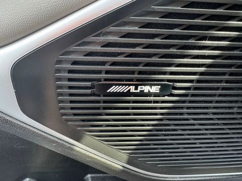 Used 2023 Jeep Wagoneer 4WD image 11