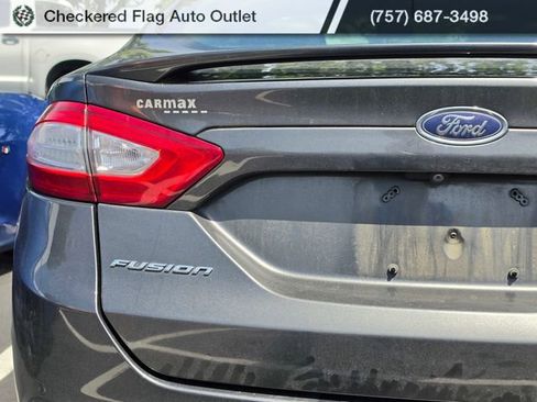 Used 2016 Ford Fusion Titanium FWD image 7