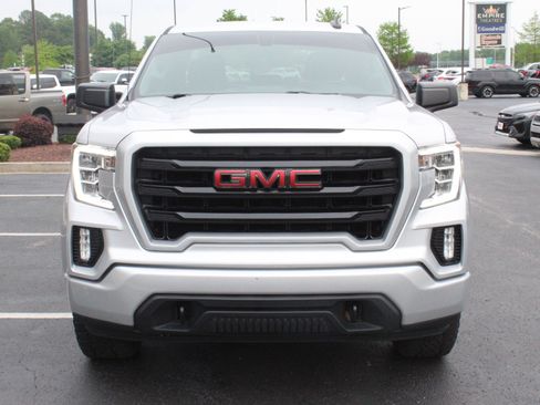 Used 2022 GMC Sierra 1500 Elevation w/ LPO, Elevation Black Package AWD/4WD image 3