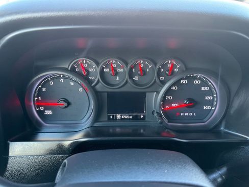 Used 2019 Chevrolet Silverado 1500 Custom Trail Boss w/ Custom Convenience Package image 17