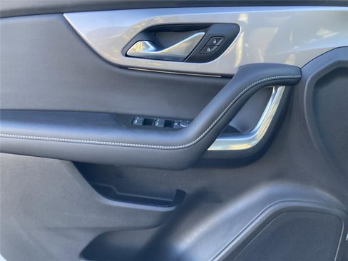 Used 2023 Chevrolet Blazer LT image 25