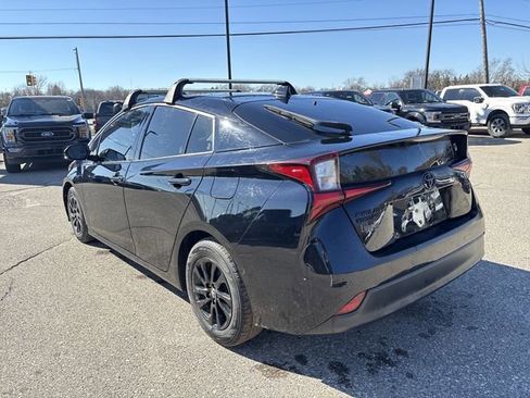 Used 2022 Toyota Prius XLE AWD-e image 7