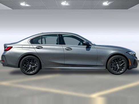 Used 2025 BMW 330i xDrive Sedan w/ Convenience Package AWD/4WD image 7