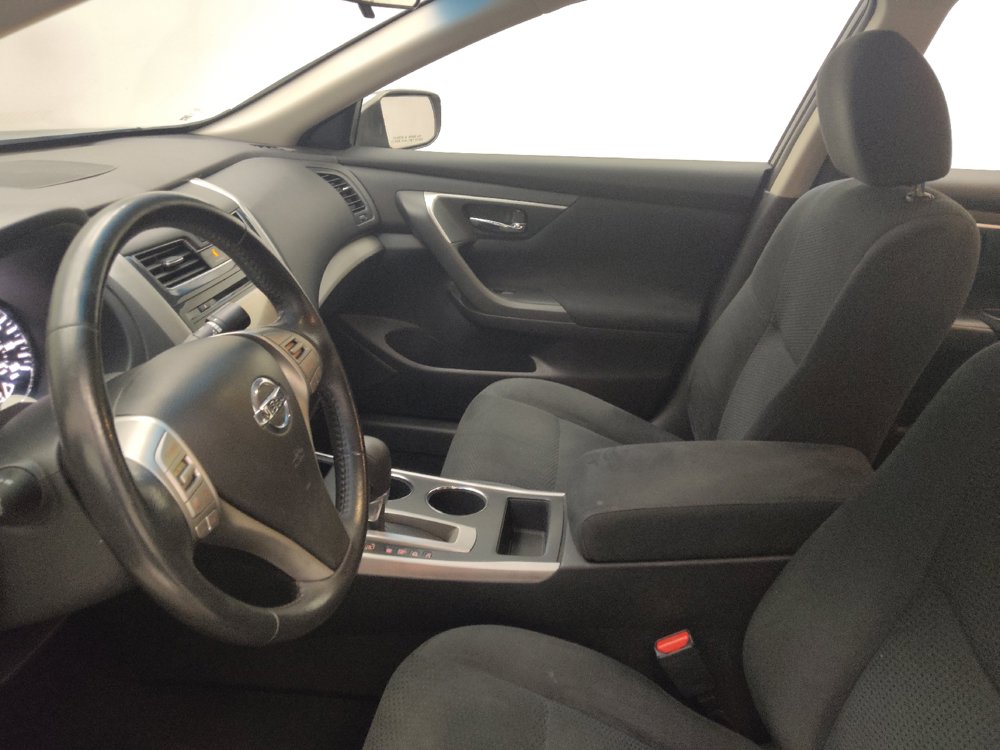 Used 2015 Nissan Altima 2.5 SV FWD image 17