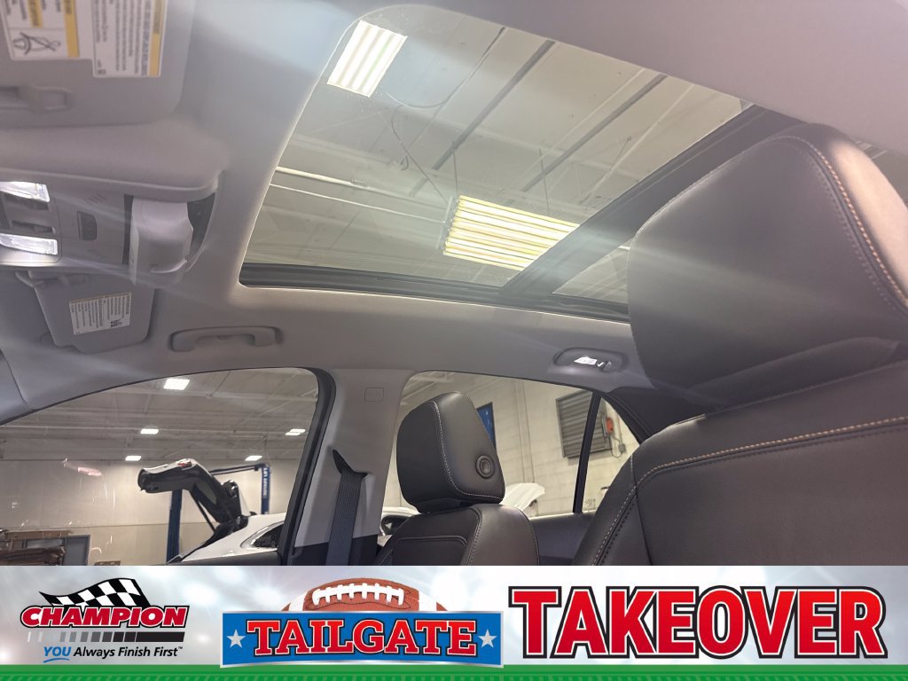 Used 2024 Chevrolet Equinox Premier FWD image 27