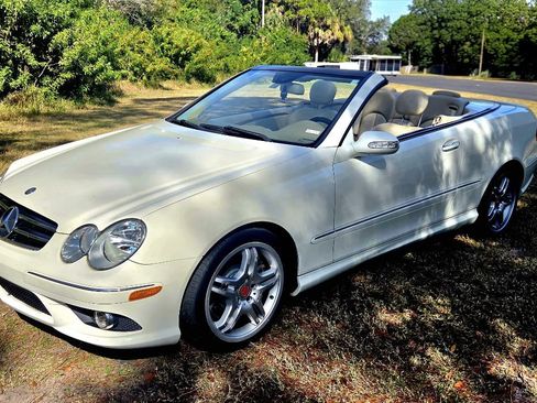 Used 2008 Mercedes-Benz CLK 550 Cabriolet image 1