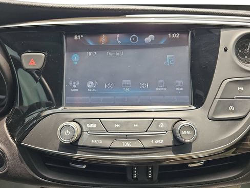 Used 2020 Buick Envision Preferred AWD/4WD image 21