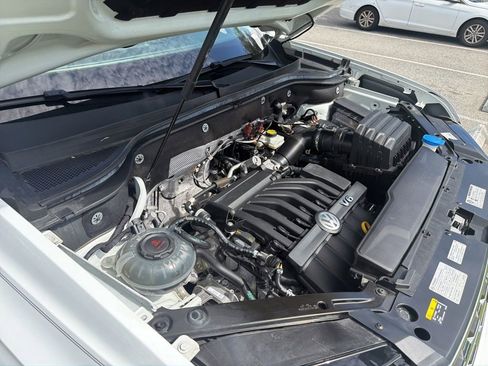 Used 2020 Volkswagen Atlas SE w/ Towing Package FWD image 28