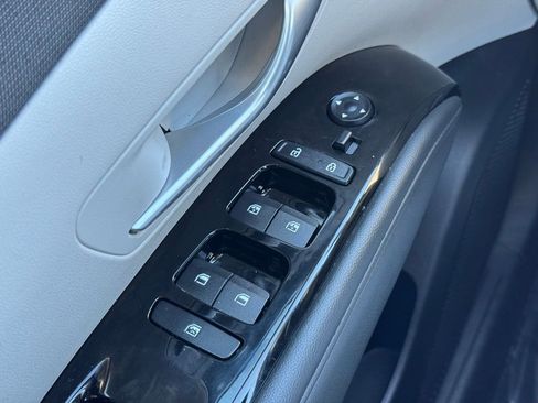 Used 2024 Hyundai Tucson Limited image 27