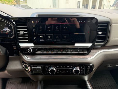 New 2026 GMC Sierra 1500 SLT w/ SLT Premium Plus Package AWD/4WD image 19
