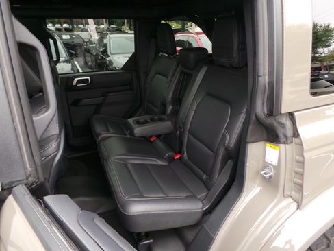 Used 2025 Ford Bronco Badlands AWD/4WD image 41