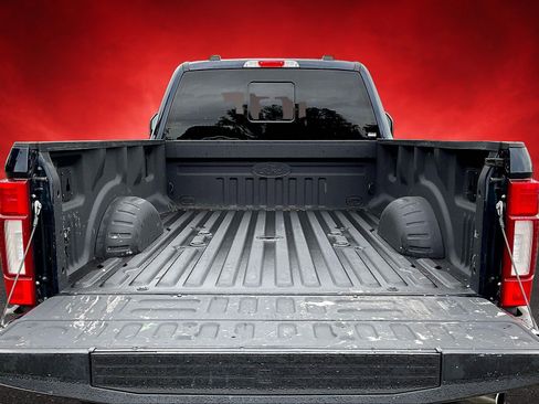 Used 2022 Ford F350 Lariat w/ Lariat Ultimate Package AWD/4WD image 7