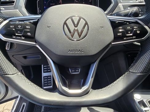 Certified 2024 Volkswagen Tiguan SEL R-Line AWD/4WD image 26