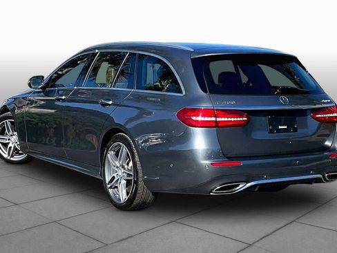 Used 2017 Mercedes-Benz E 400 4MATIC Wagon image 12