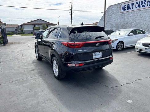 Used 2018 Kia Sportage LX AWD/4WD image 2