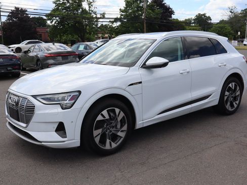 Used 2021 Audi e-tron Premium Plus w/ Premium Plus Package AWD/4WD image 1