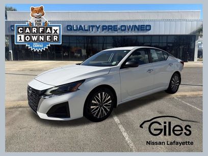 Used 2024 Nissan Altima 2.5 SV