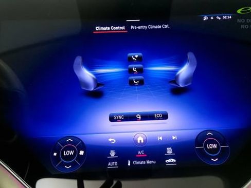 Used 2023 Mercedes-Benz EQS 580 4MATIC Sedan image 67