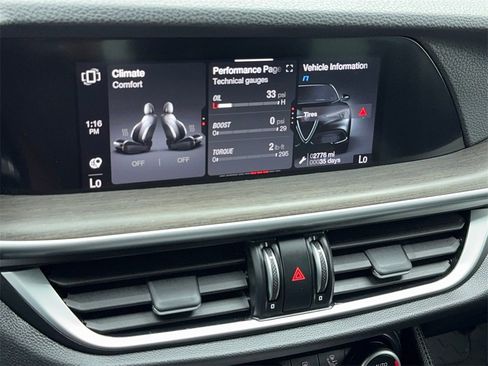 Used 2023 Alfa Romeo Stelvio Ti image 28