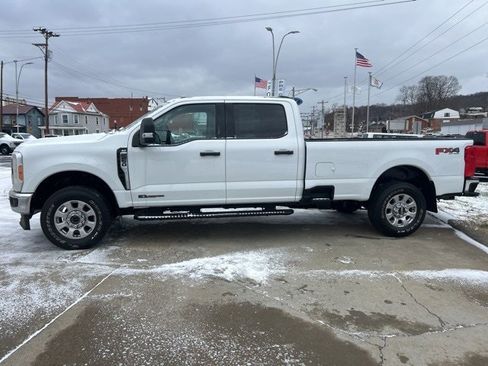 Used 2023 Ford F250 XLT image 3